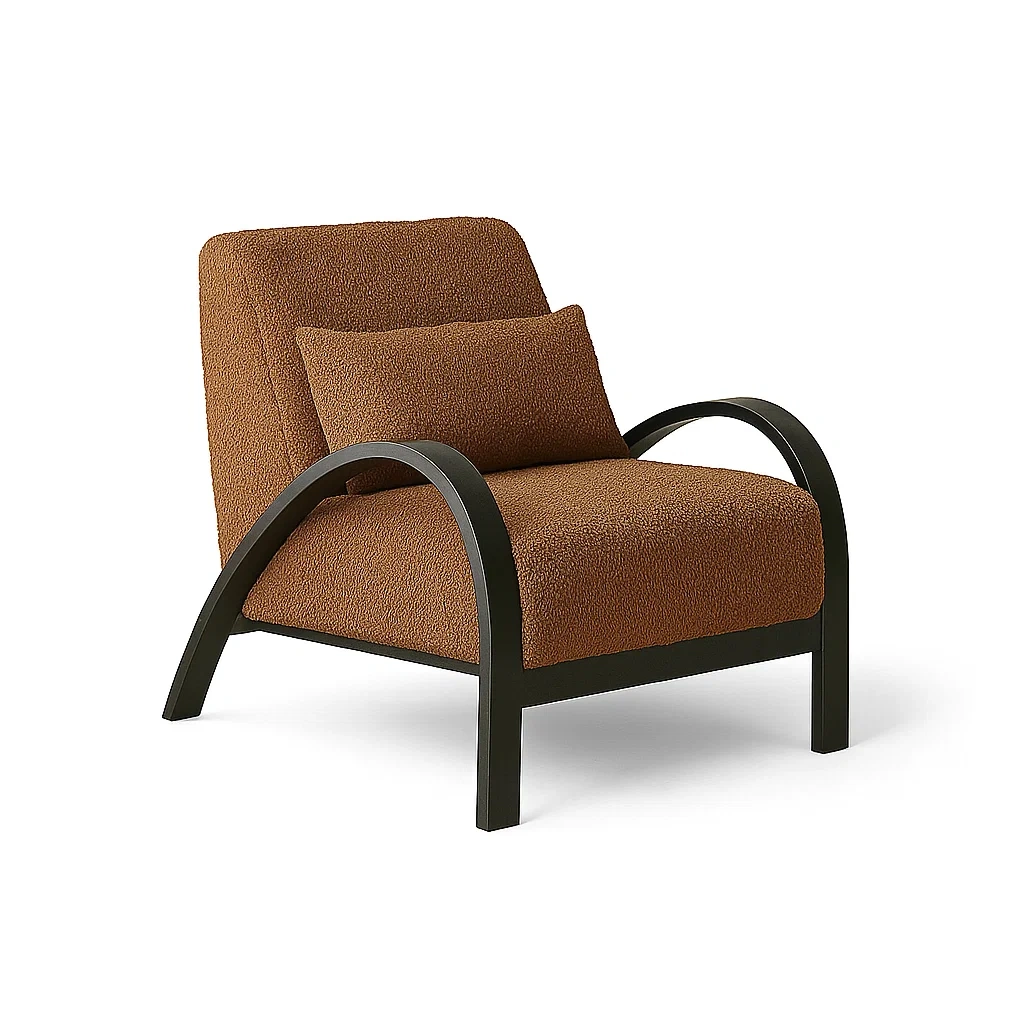 Fauteuil moderne avec structure en bois et assise rembourrée