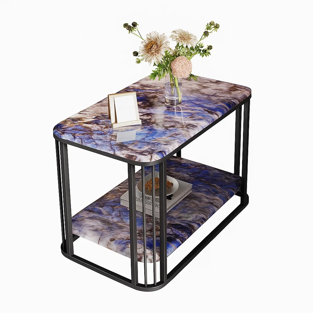 Table d’appoint rectangulaire en marbre avec structure métallique dorée