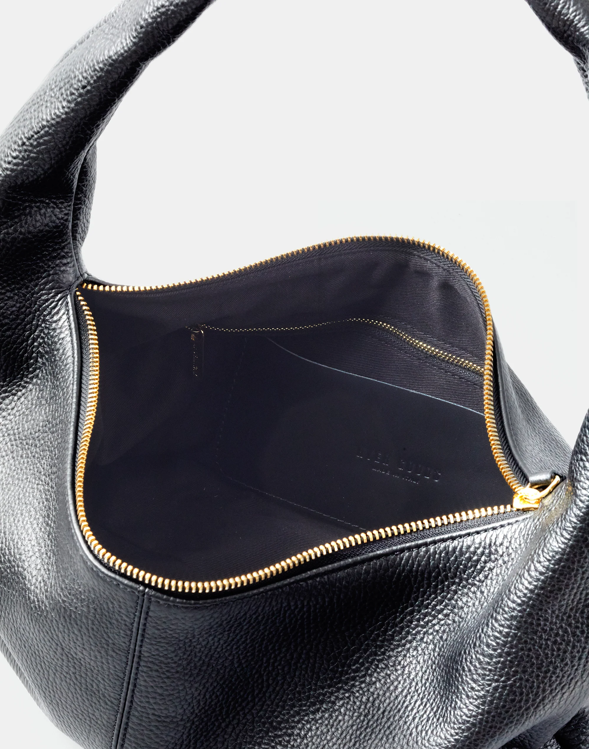 The Everyday Shoulder Bag