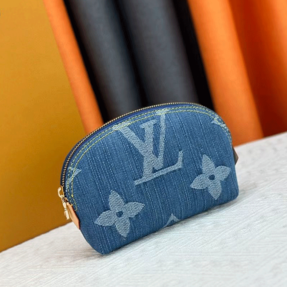 Louis Vuitton LV Cosmetic pouch Bags （Replica）