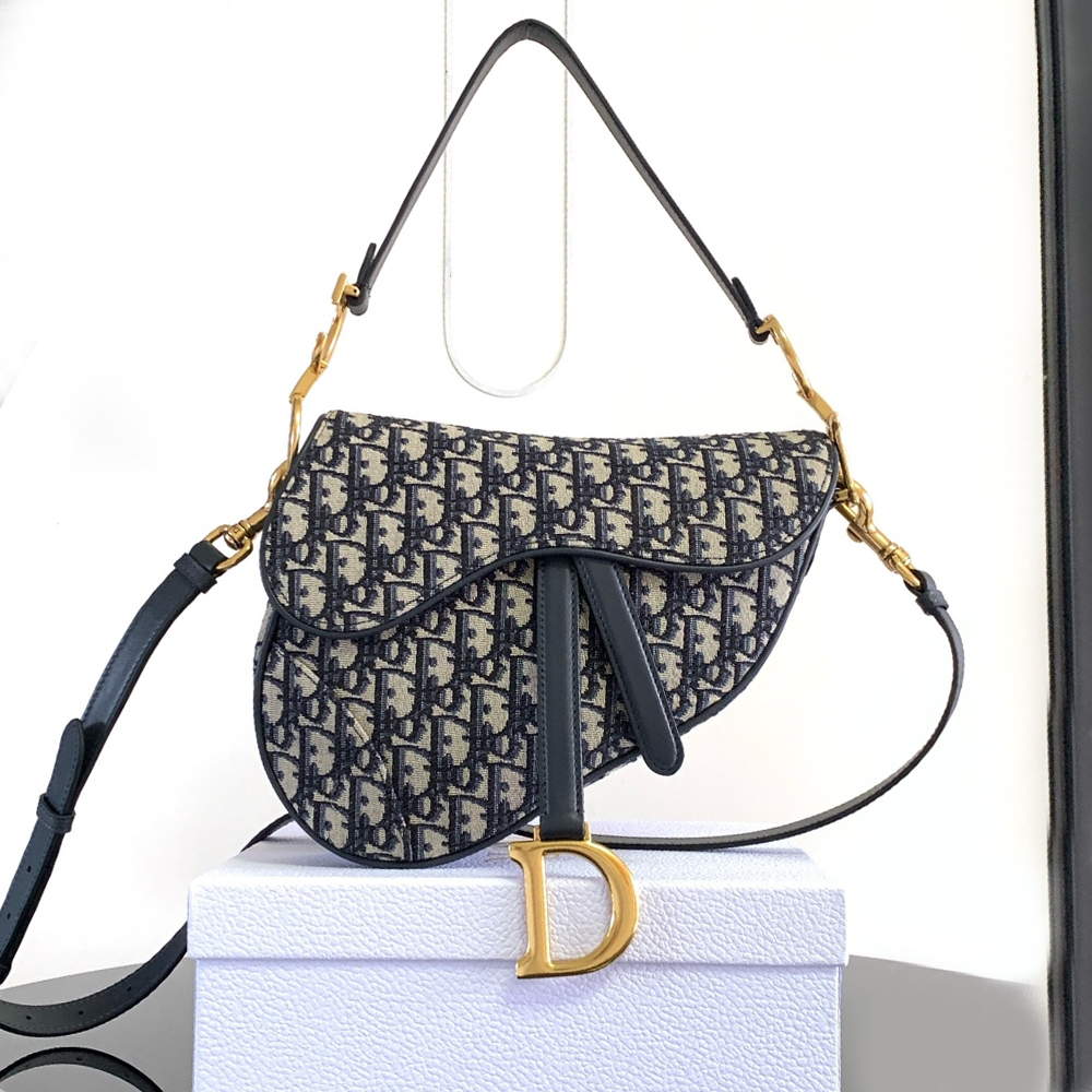 Dior Saddle Bag With Strap(Replica)