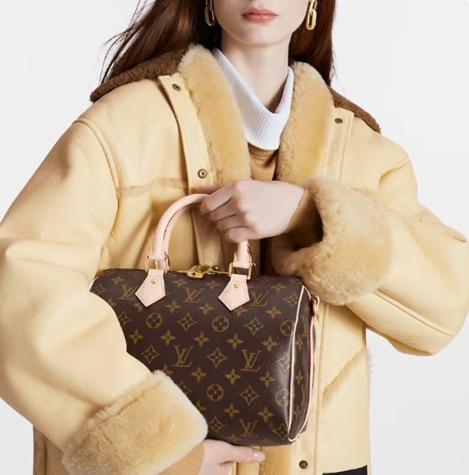 Louis Vuitton Speedy Bandouliere 25
