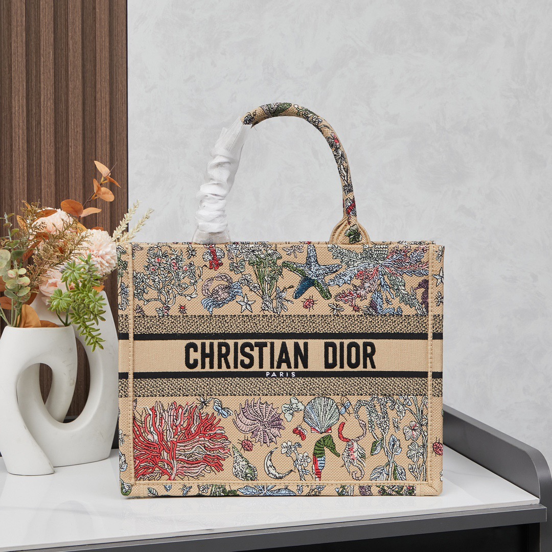 DIOR Embroidered Tote Bag (Replica)