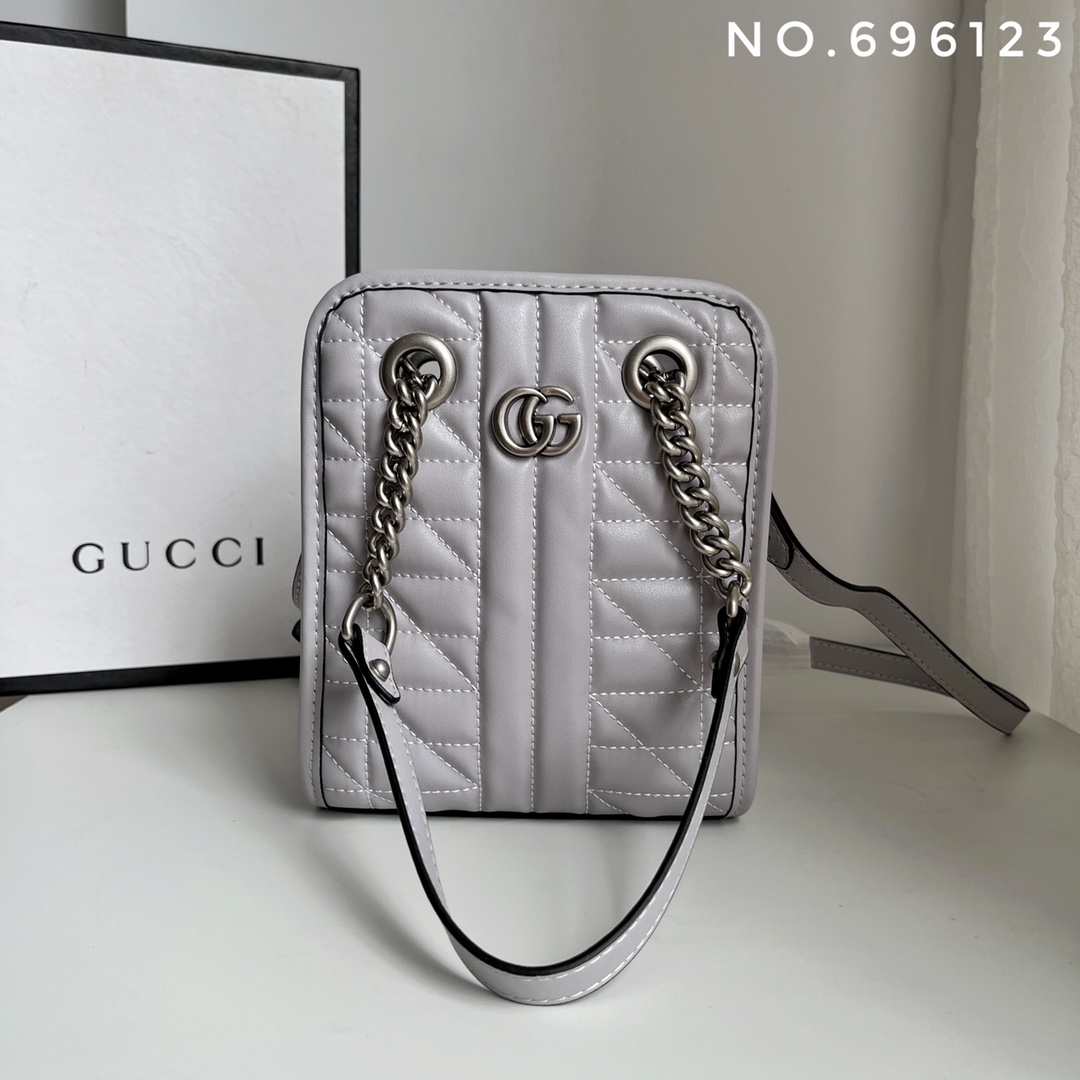 Gucci Marmont Leather Handbags(Replica)