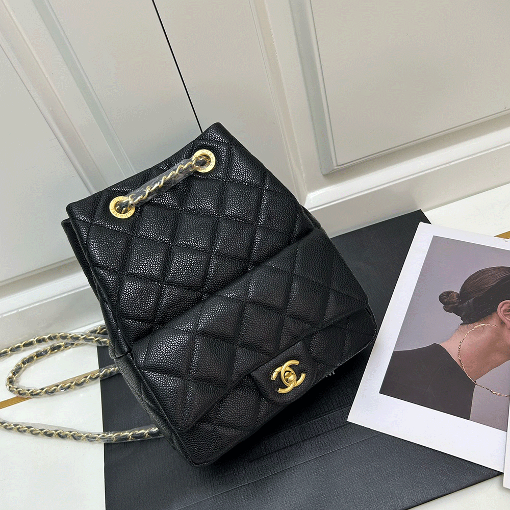 Chanel   Cowhide Bucket Bag (Replica)