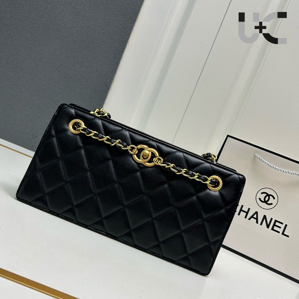 Chanel HandBag Made From Leather With Chain(Replica)