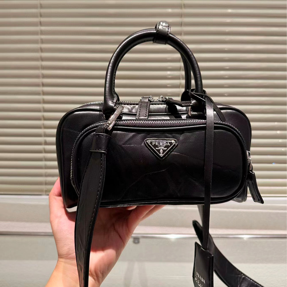Prada Retro Leather Multi Pocket Handbag（Replica）
