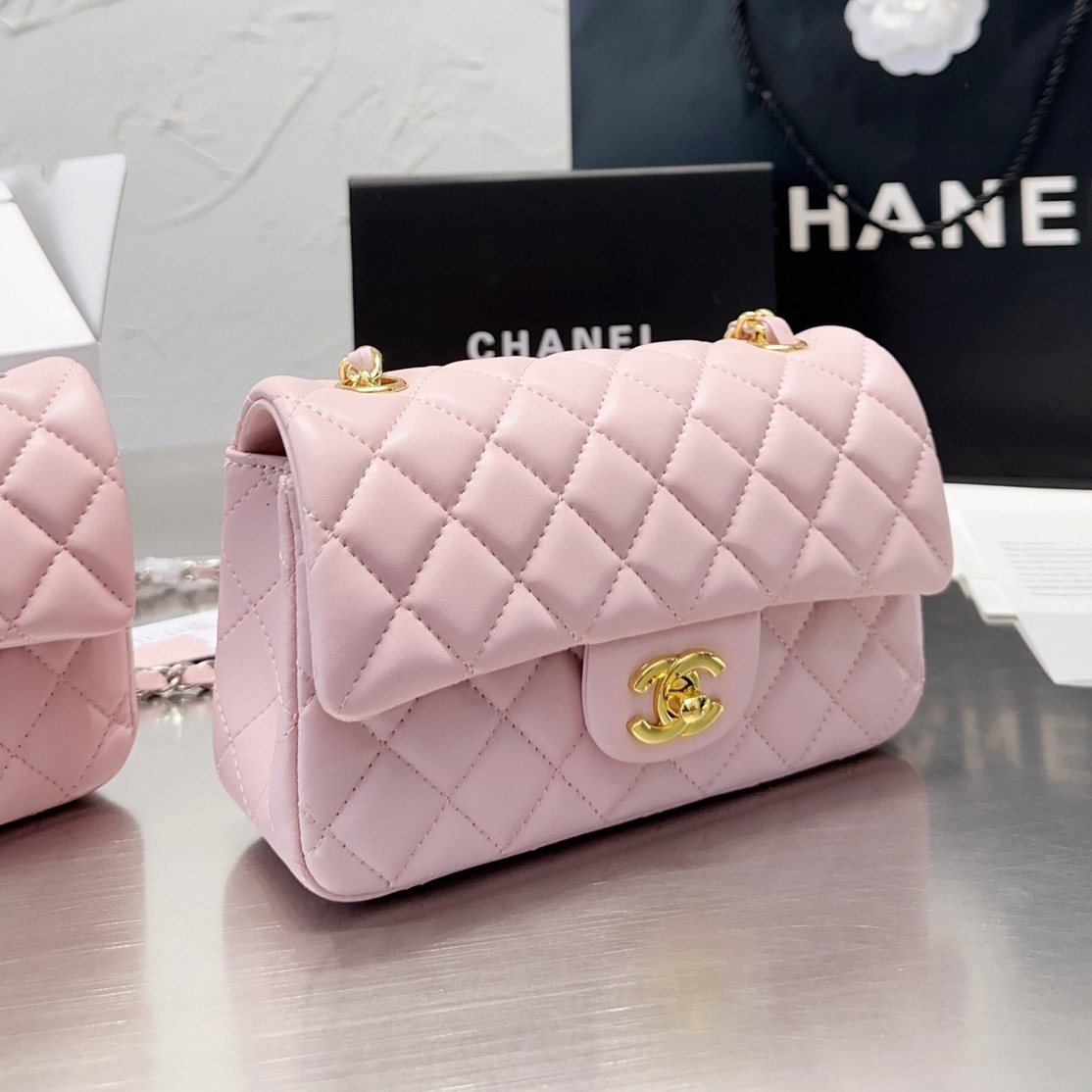 Chanel Classic Pink Flag Bag Small 20cm-   (Replica)