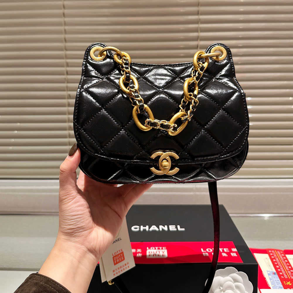 Chanel Small CC Crumpled Calfskin Wavy Hobo crossbody bag  (Perfect Replica)