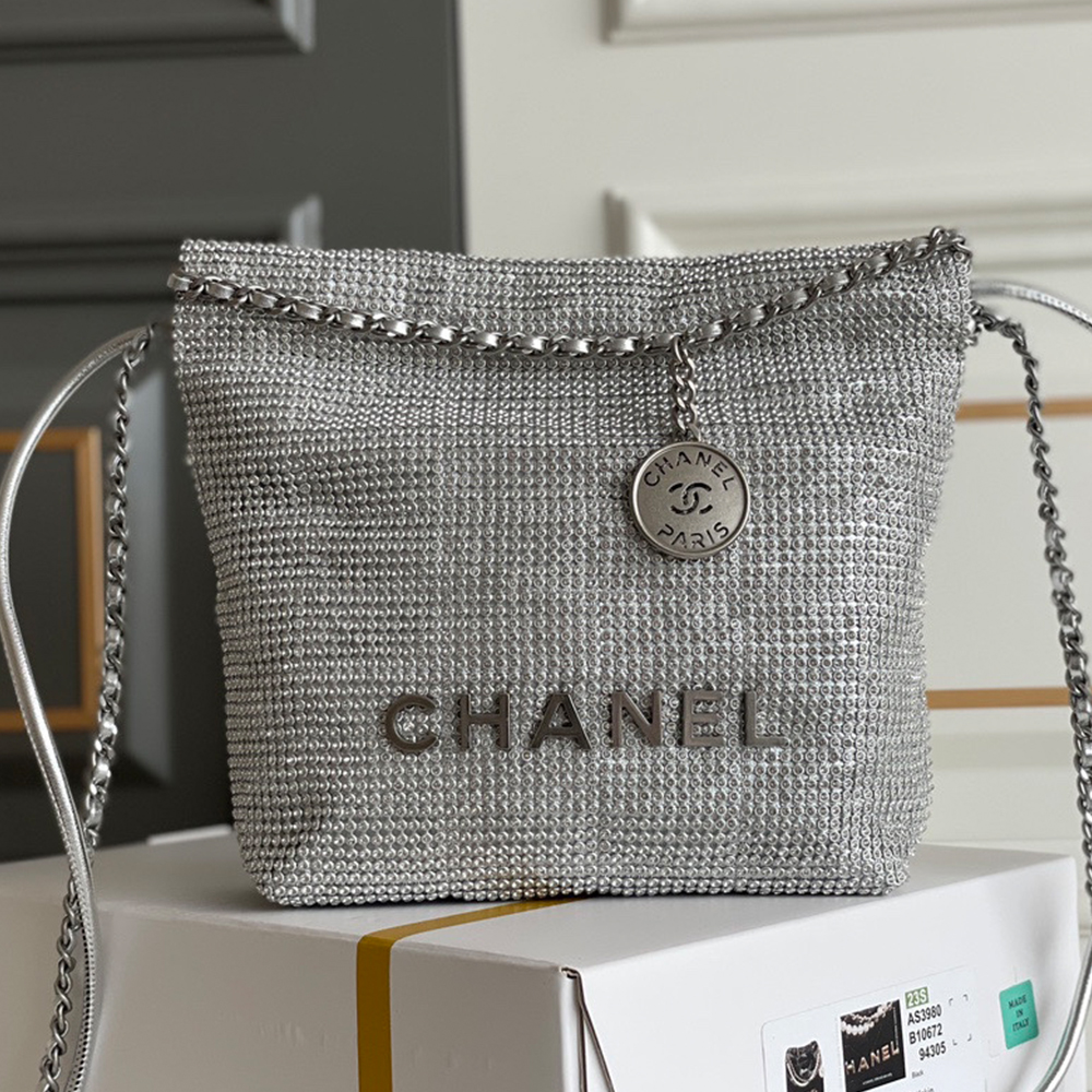CHANEL 22 Mini Handbag bag (Replica)