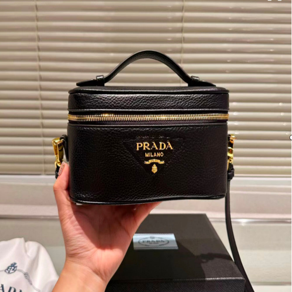 Prada Leather Makeup Bag (Replica)