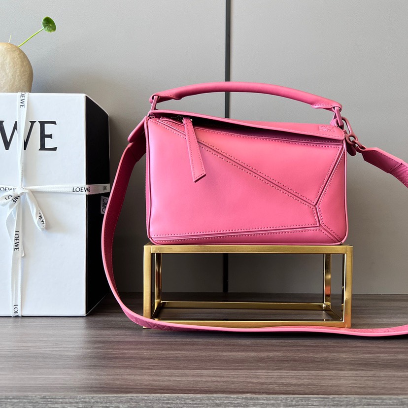 Loewe Small Puzzle Pink(Replica)