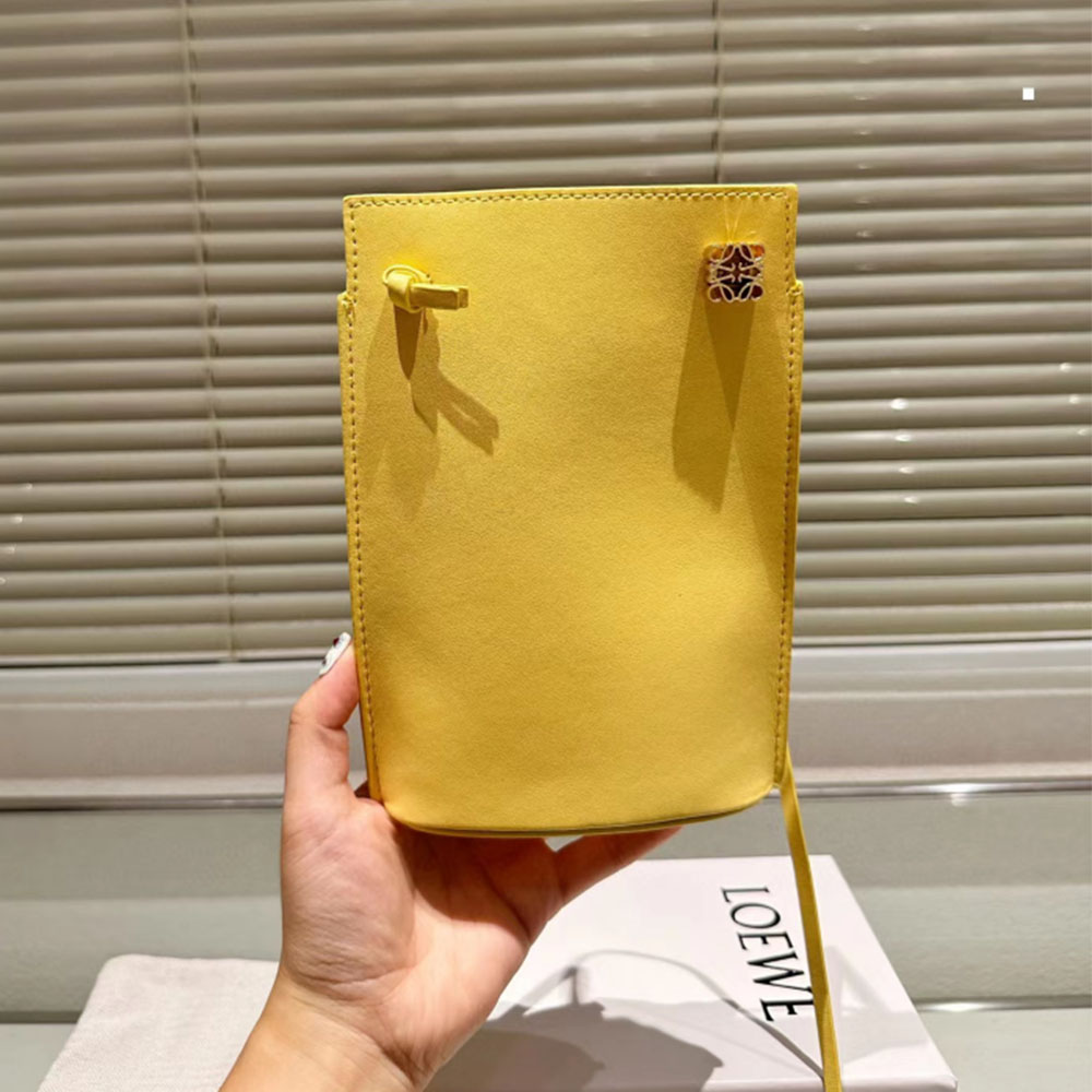 Loewe Relief Crossbody bag(Replica)