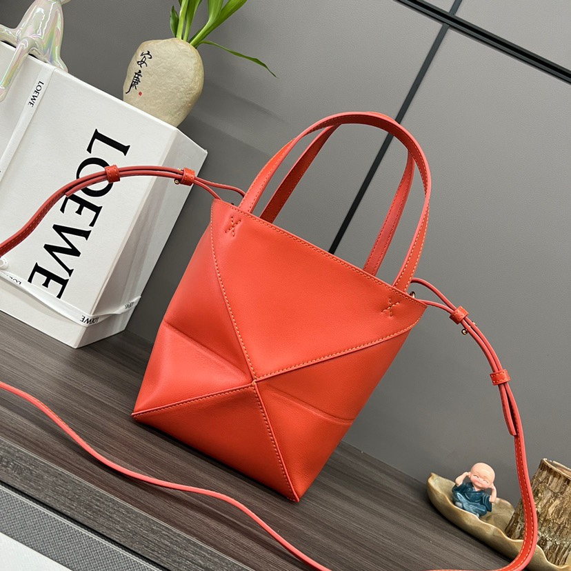 Loewe Mini Puzzle Fold Tote in shiny calfskin Red(Replica)
