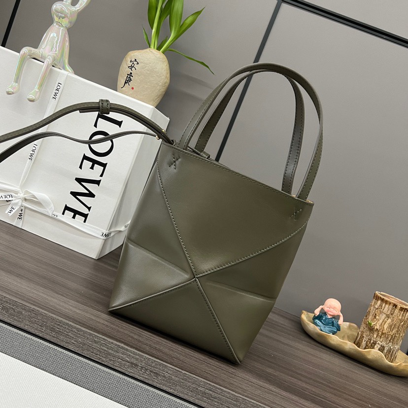 Loewe Mini Puzzle Fold Tote in shiny calfskin Green(Replica)