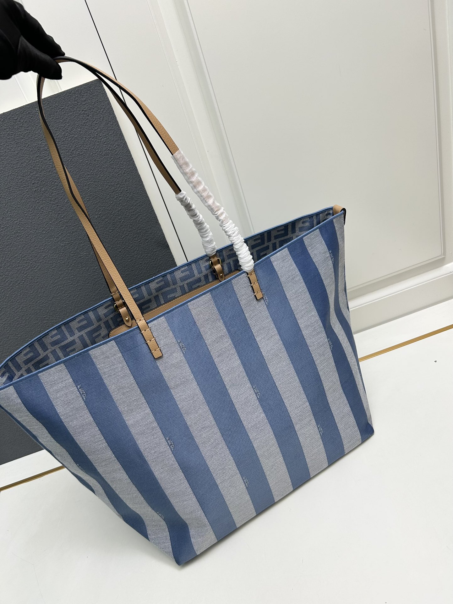 FendiReversible shopper in Pequin striped  Bag  (Replica)