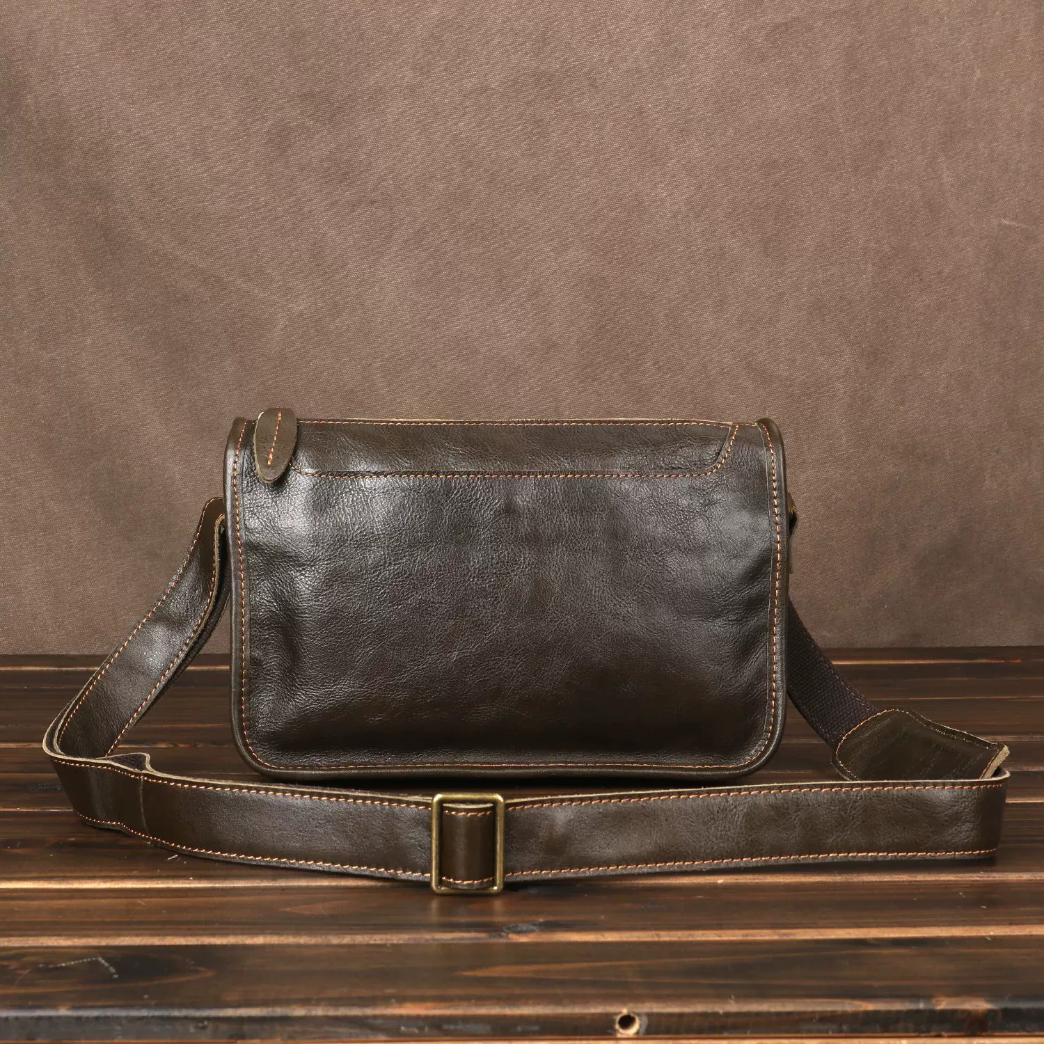 Vintage Full-Grain Dark Brown Leather Messenger Shoulder Bag