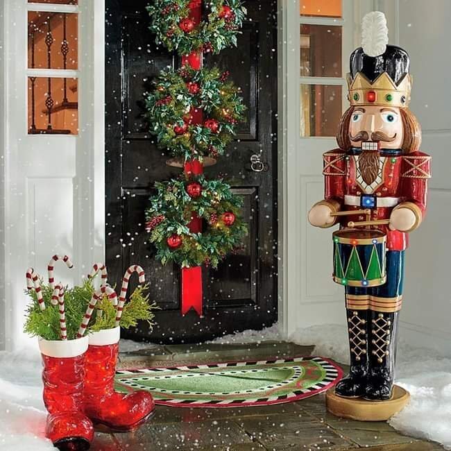 NEW 2025💂The singing and glowing Nutcracker