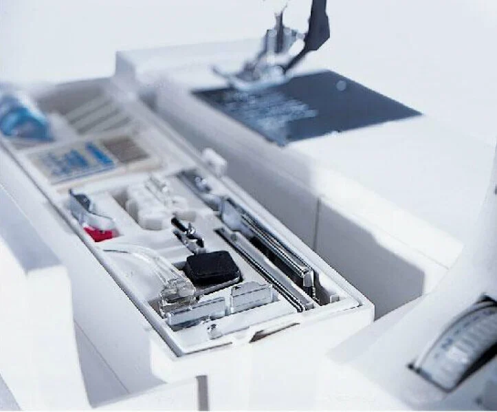 PFAFF Select 4.2 Sewing Machine