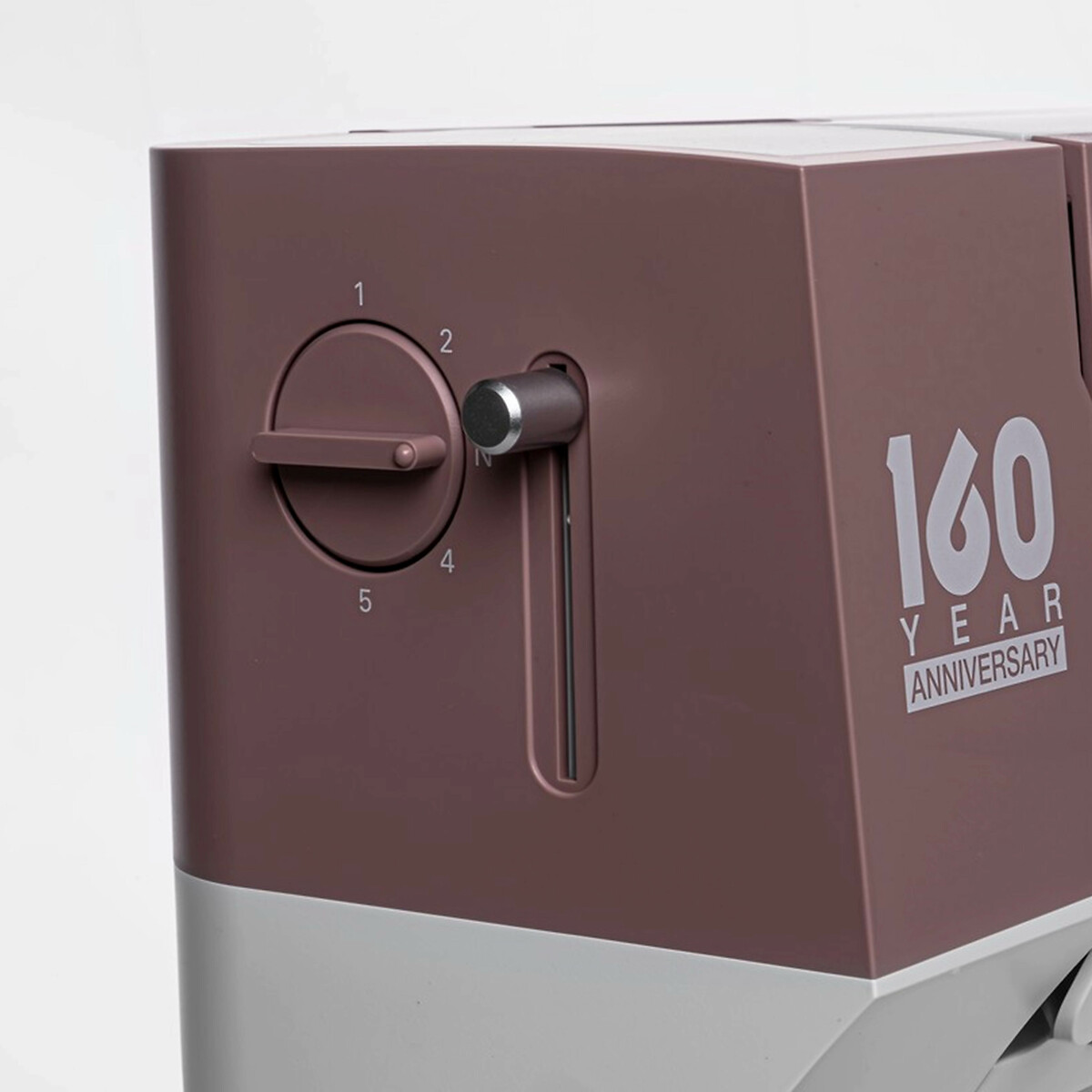 PFAFF Machine à coudre électronique ambition 635