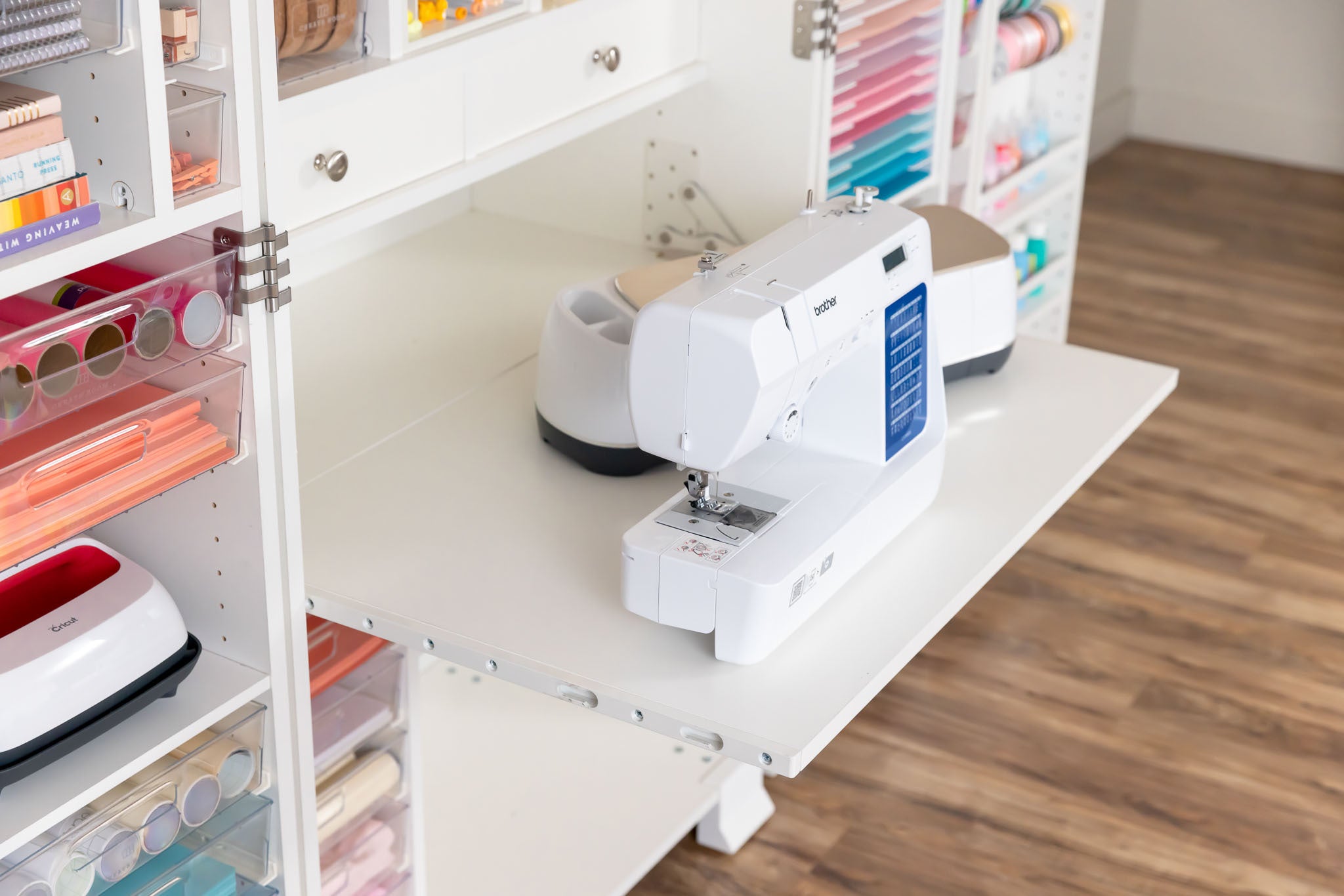 JBLUpgrade Your Crafting Experience with the Folding Locker🎉Backlog of stock,Clearance sale💝$29.99🎉