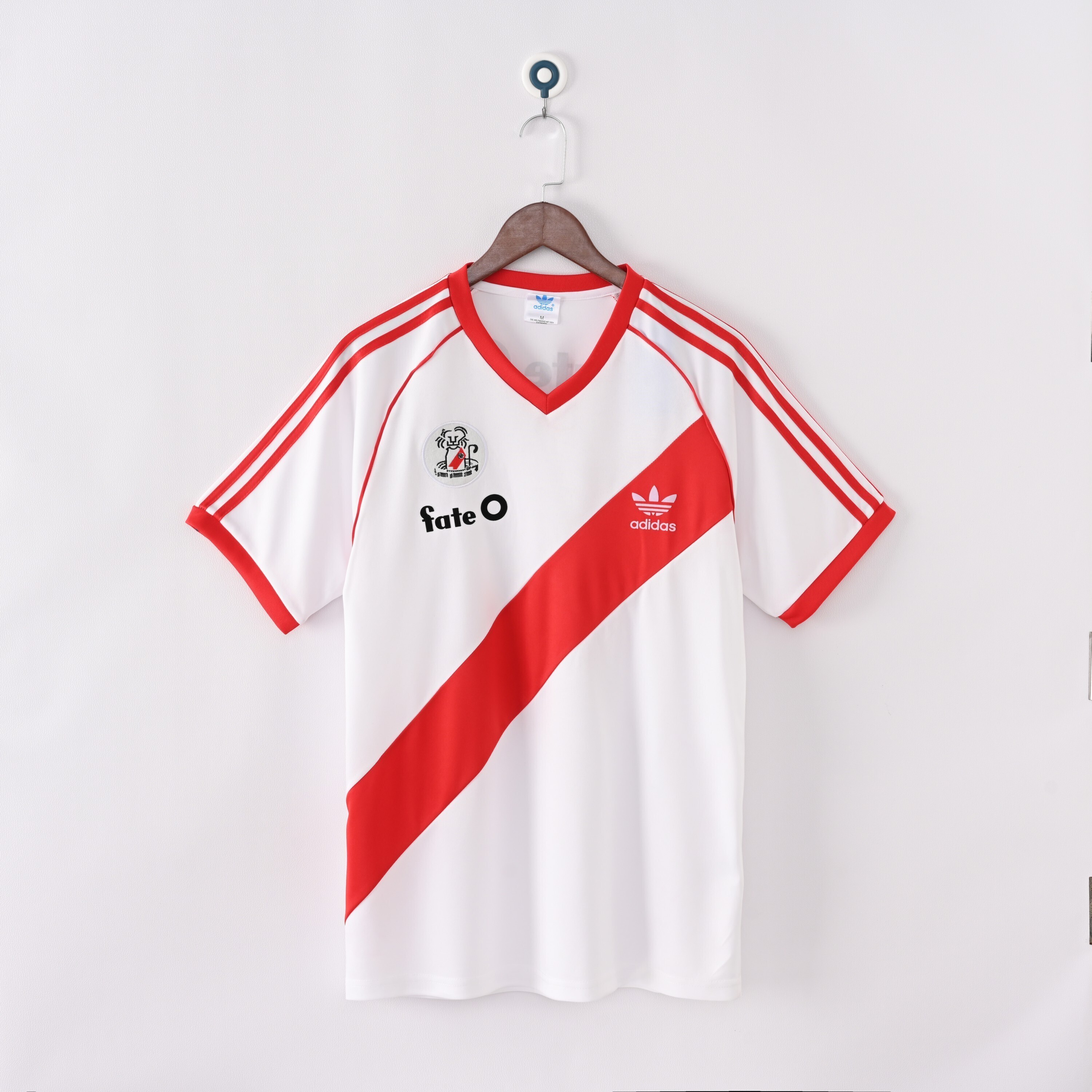 1986 River Plate White Retro Soccer Jersey（Retro）
