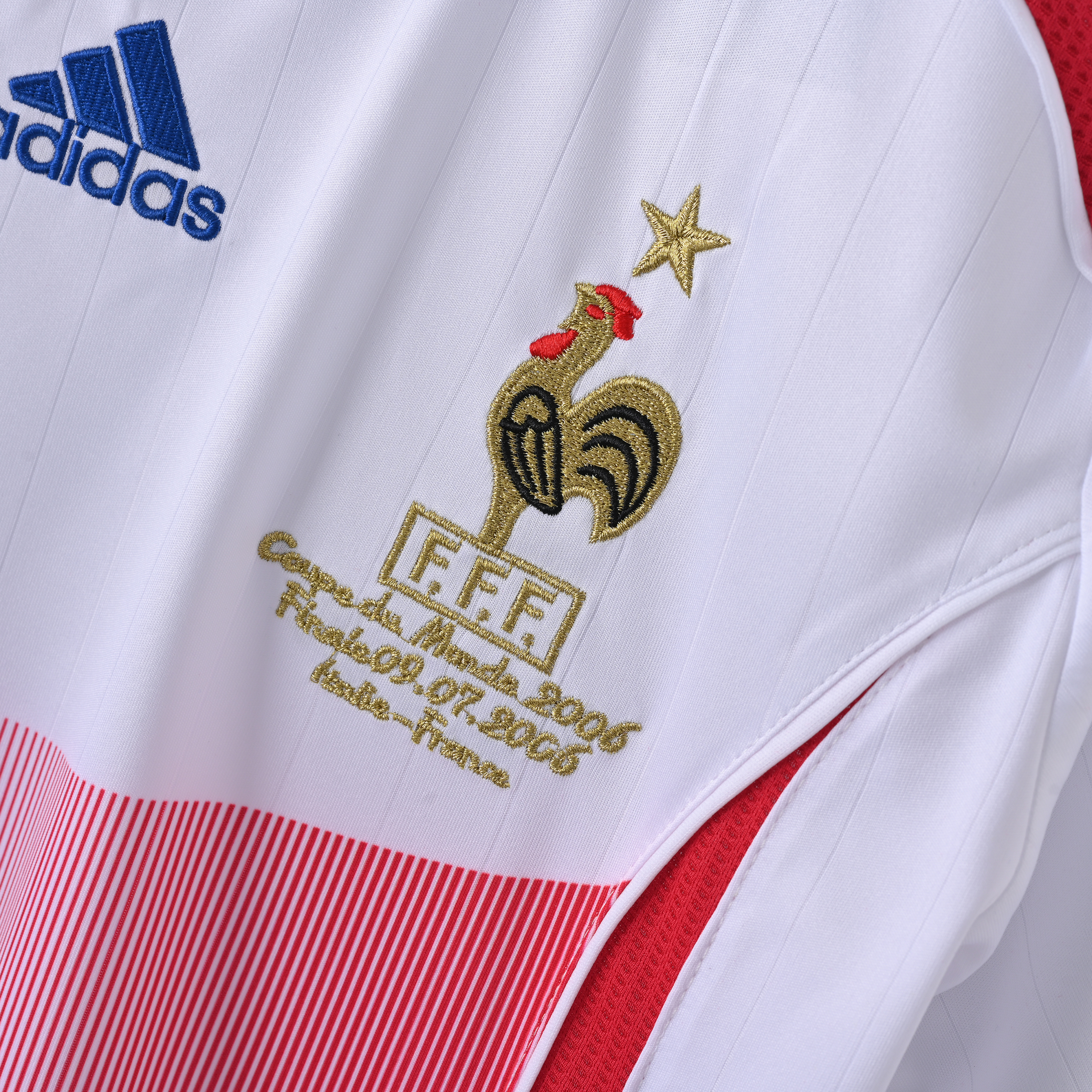 2006 France Away White Retro Soccer Jersey(带胸前小字)