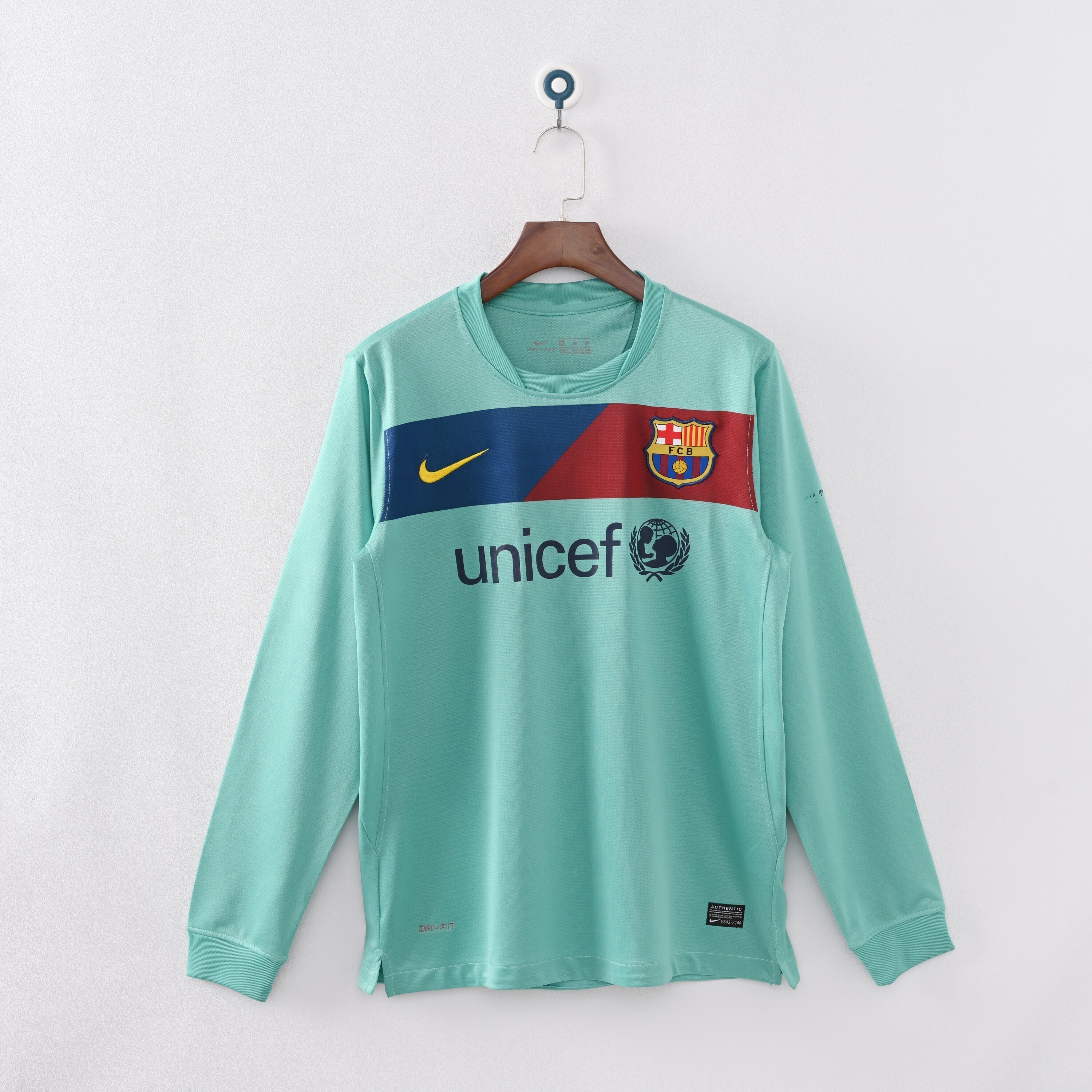 2010-2011 BAR Away Long Sleeve Retro Soccer Jersey (长袖)