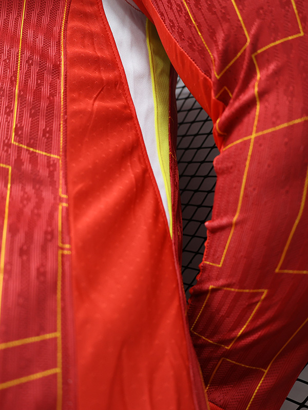 24-25 LIV Home Long Sleeve Player Version Soccer Jersey (长袖球员)