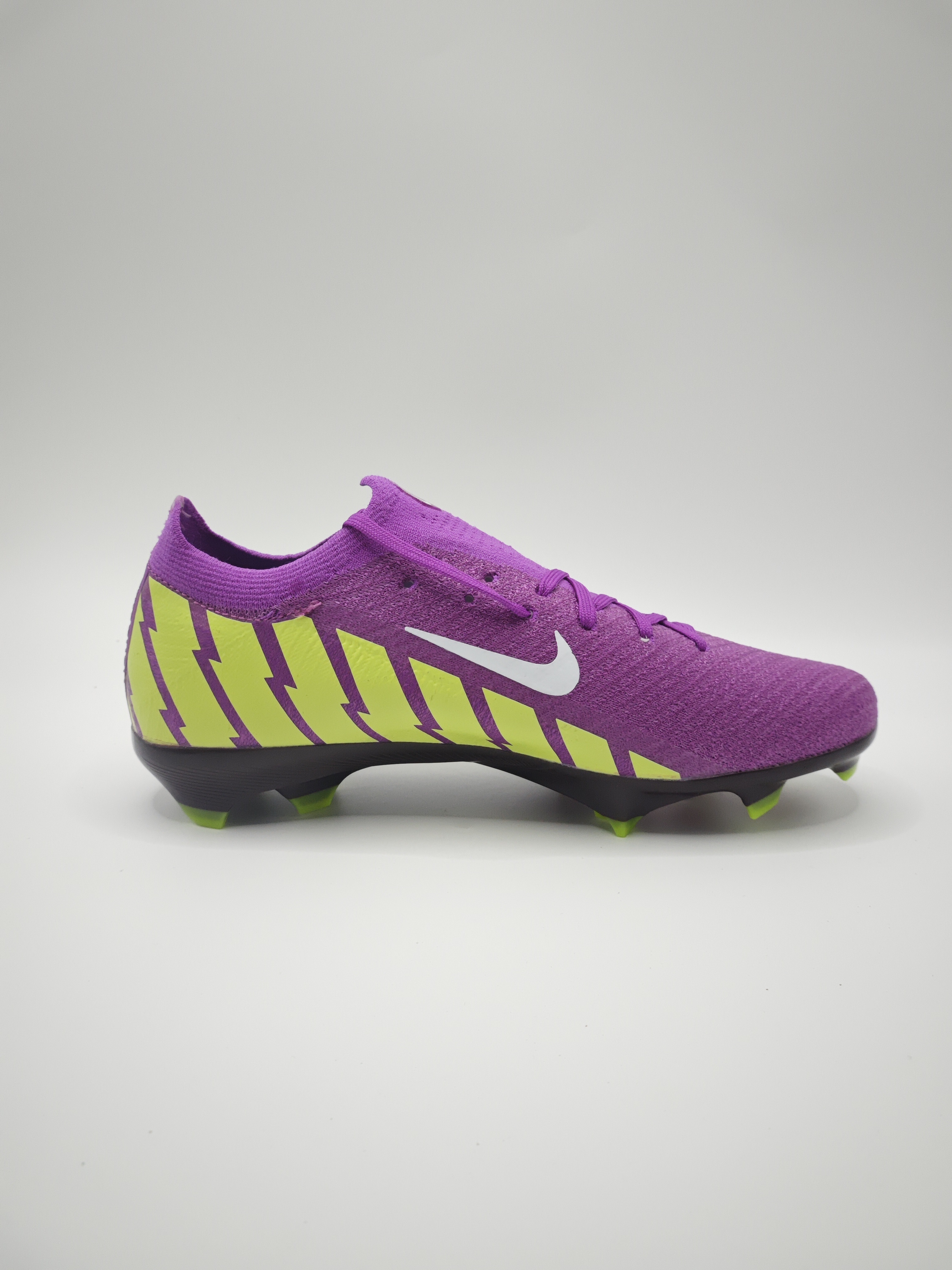 Nike Mercurial 16 with Built-in Bonded Pack: Full Air Cushion, Waterproof Knit FG Soccer Cleats