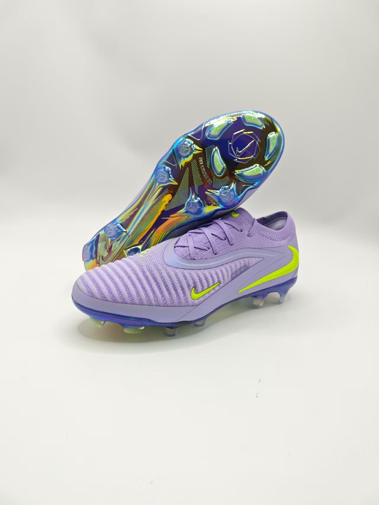 Nike Phantom GX III Low-Top Double-Layer Waterproof Fish Thread Full Knit FG Soccer Cleats