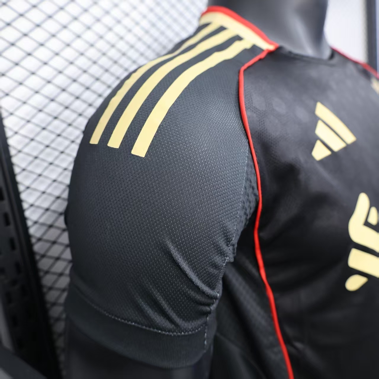 25-26 LIV Black Special Edition Player Version Training Shirts *金边