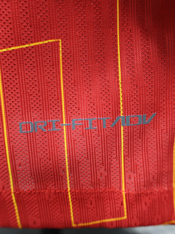 24-25 LIV Home Long Sleeve Player Version Soccer Jersey (长袖球员)