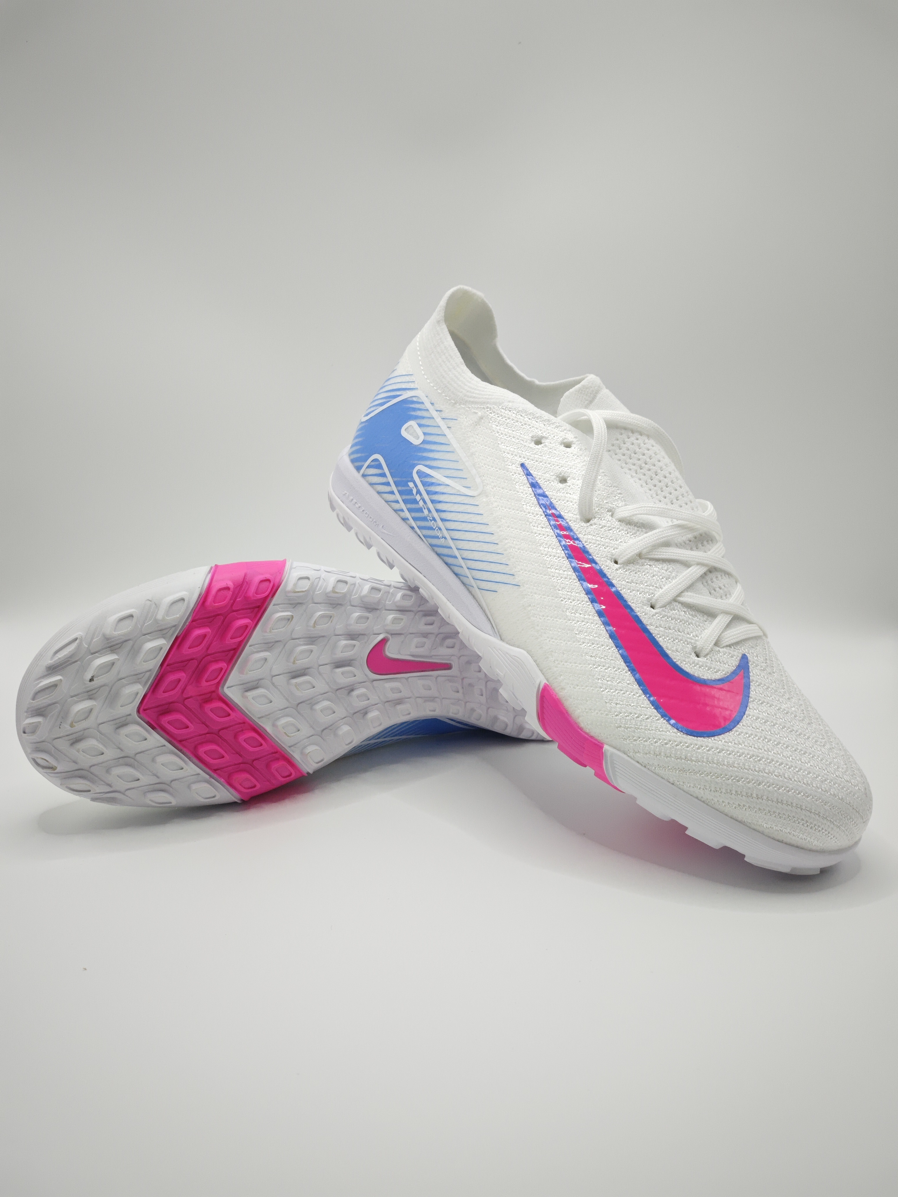 Nike Mercurial 16 High-Top Soccer Cleats: Built-in Full Air Cushion, Waterproof Knit & MD Outsole for Grass Pitches