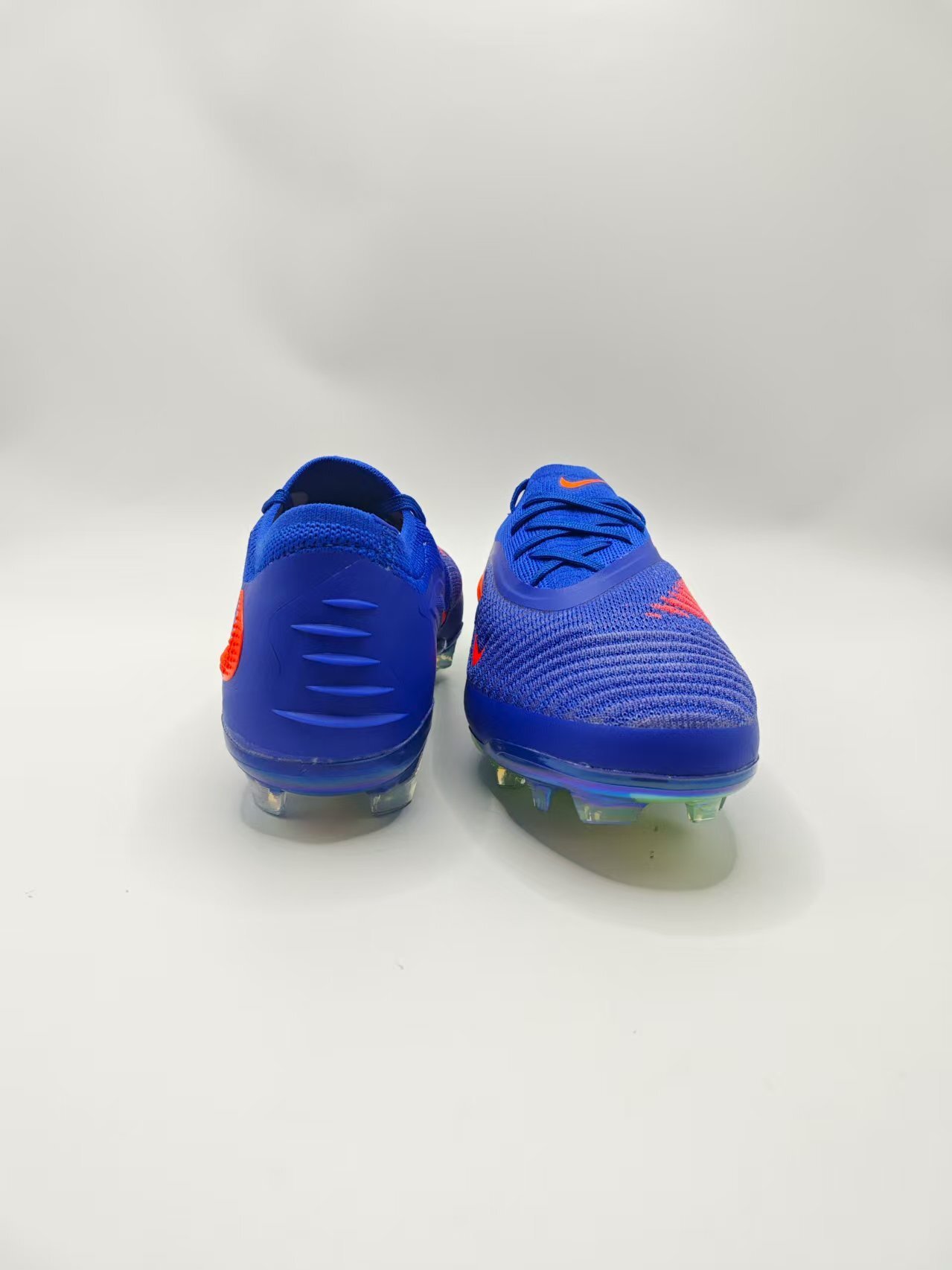 Nike Phantom GX III Low-Top Double-Layer Waterproof Fish Thread Full Knit FG Soccer Cleats