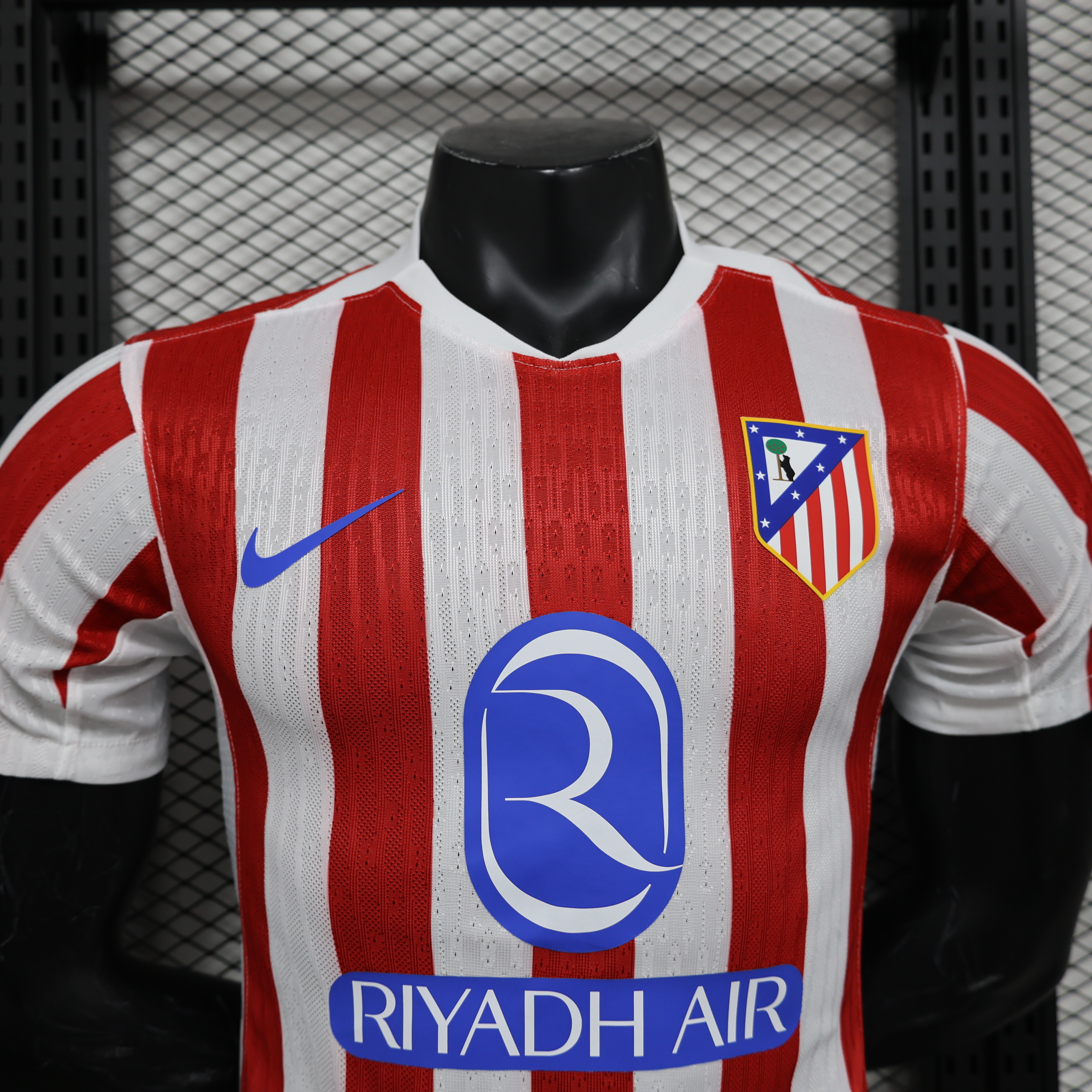 25-26 Atletico Madrid Home Player Version Soccer Jersey