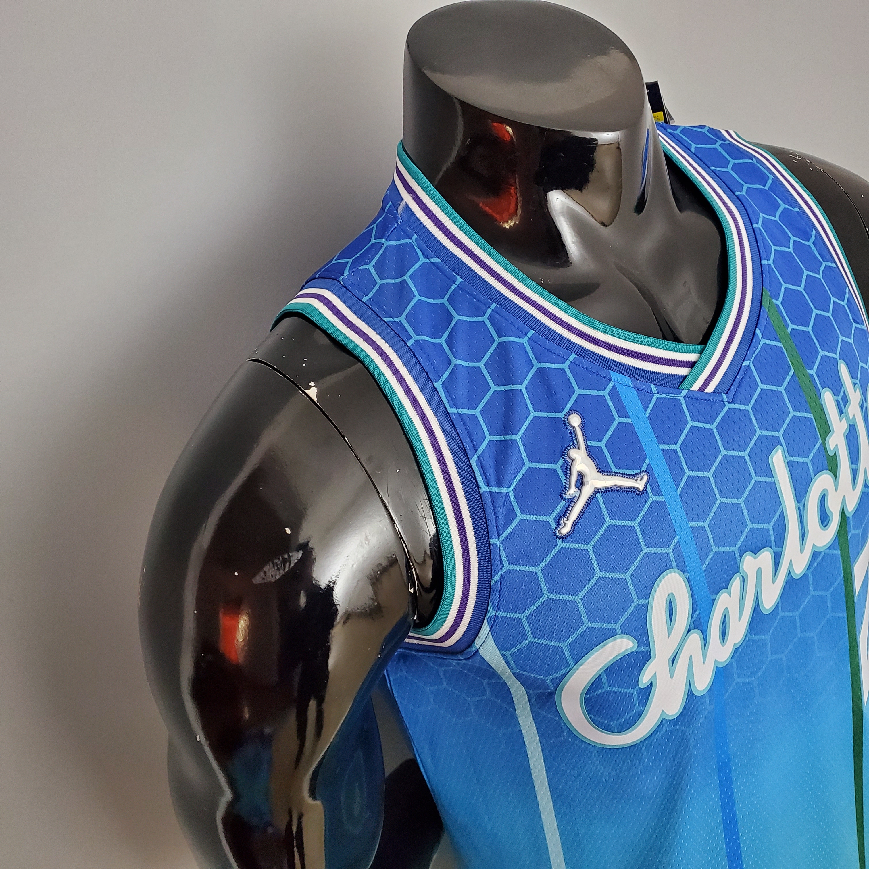 LaMelo Ball Charlotte Hornets 2022 City Edition Swingman Jersey Blue