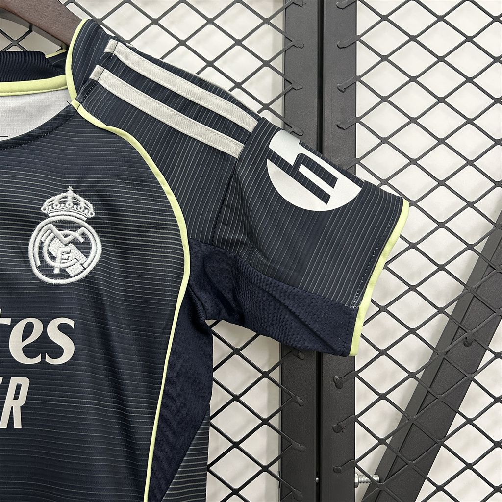 Real Madrid Away Kids Suit & Socks 25/26