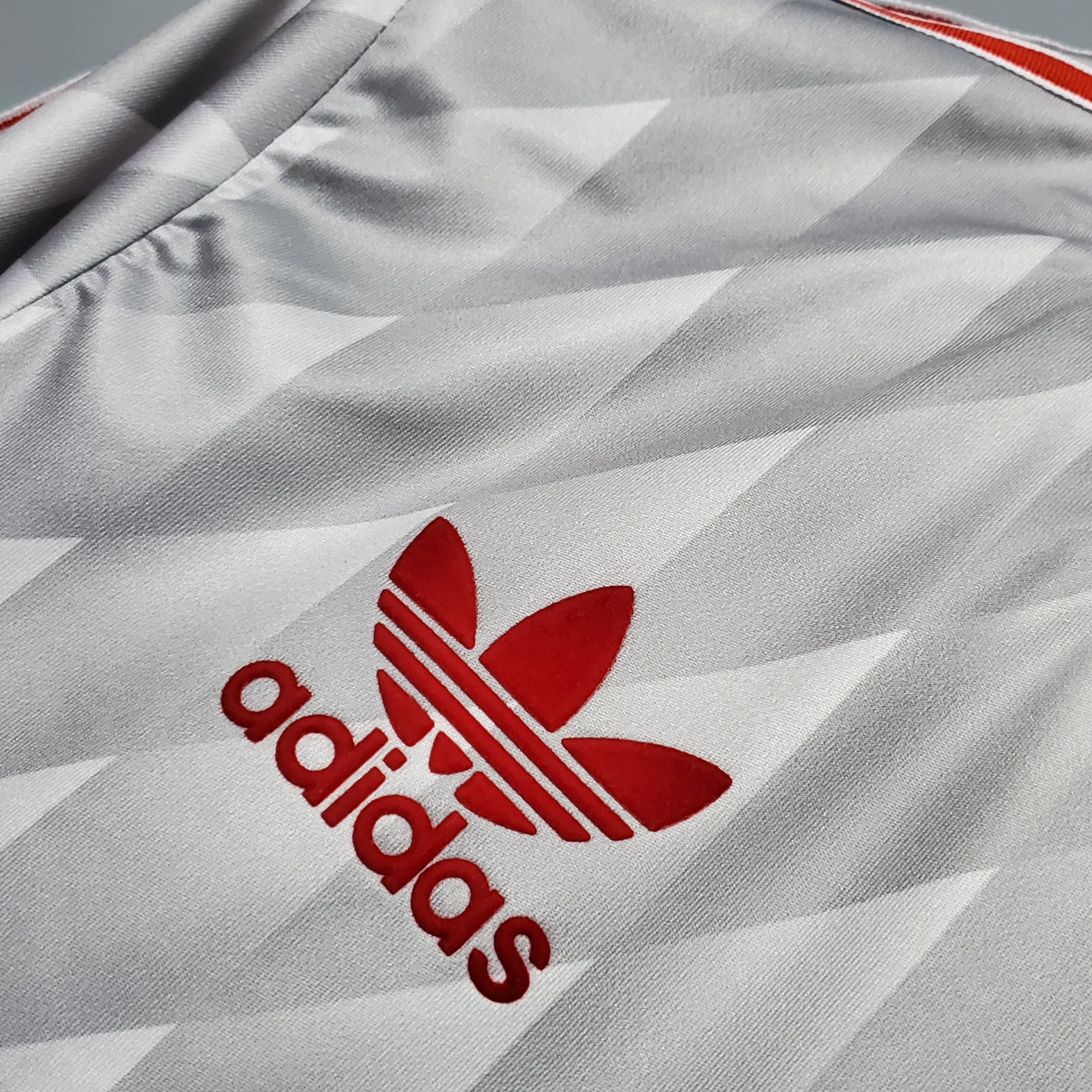 Liverpool Away Retro Jersey 89/91