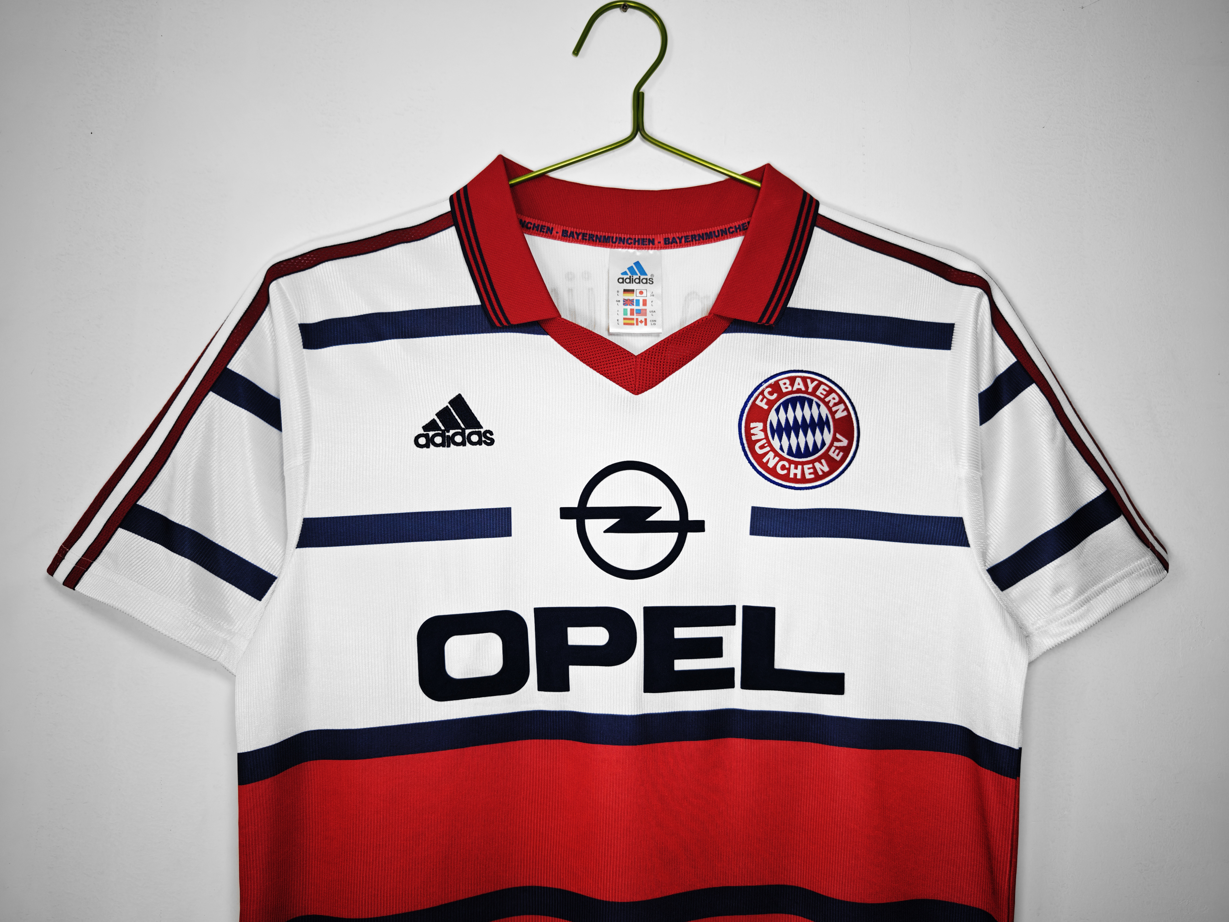 Bayern Munich Away Retro Jersey 1998/00