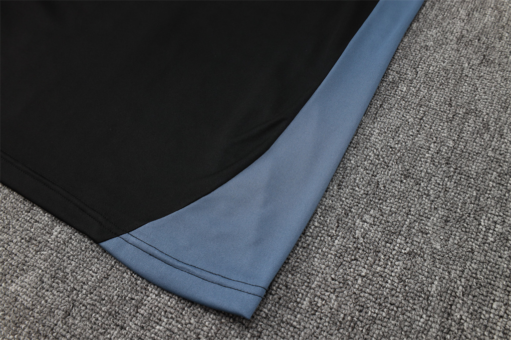 Manchester United Training Short sleeve Suit 24/25