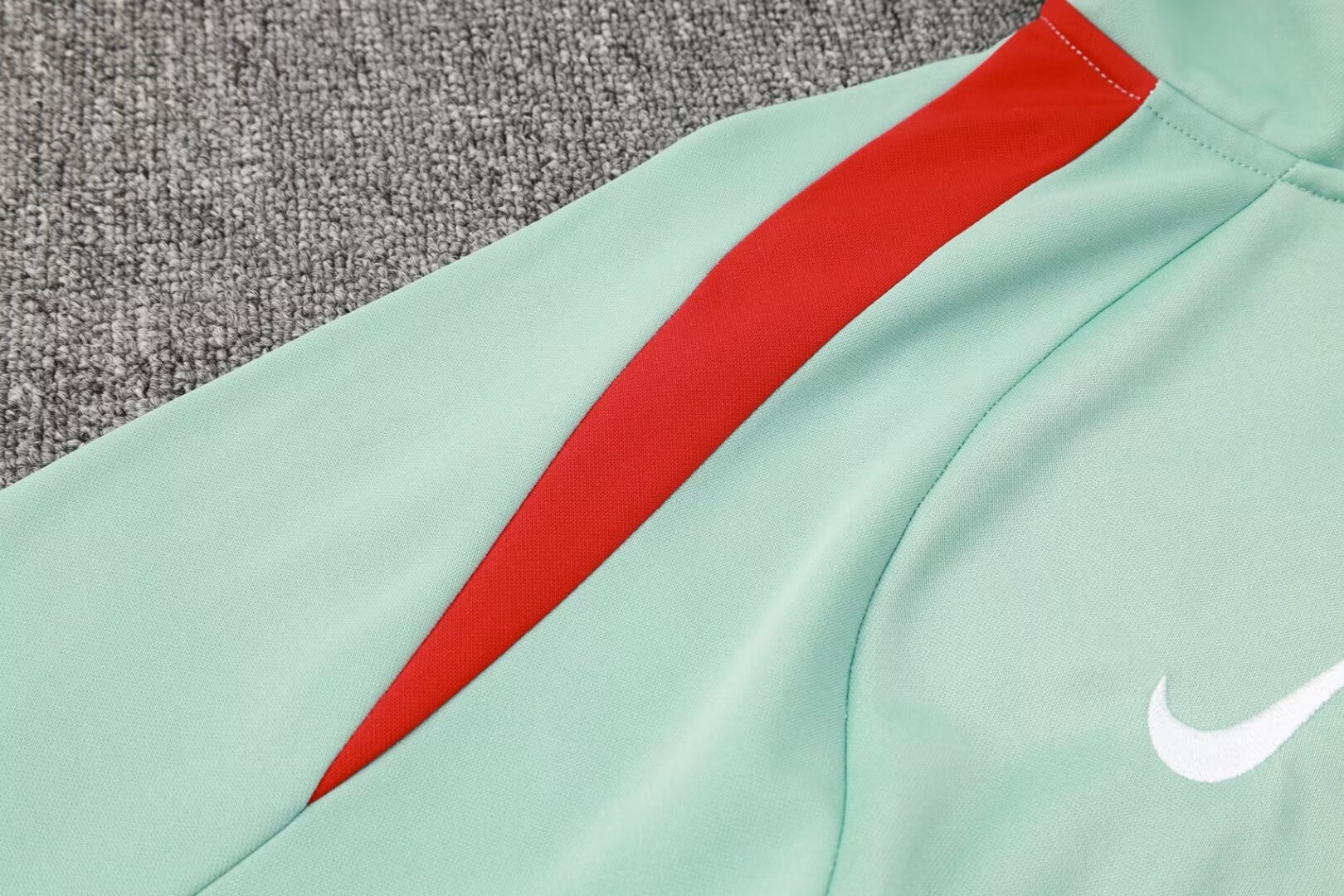 Liverpool Training Suit 24/25