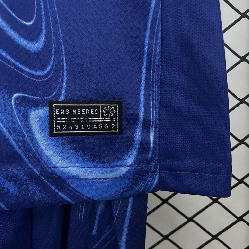 Chelsea Home Kids Suit 24/25