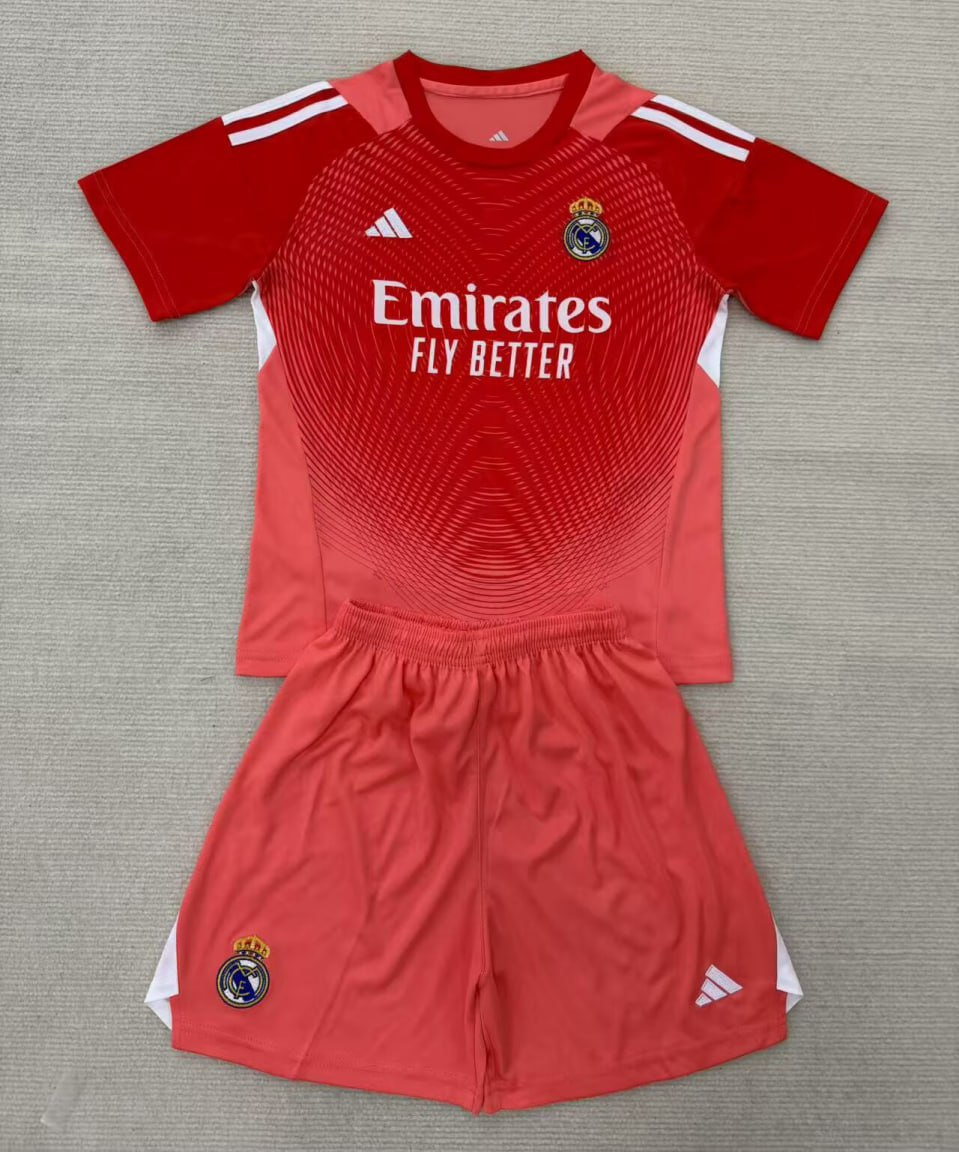 Real Madrid Goalkeeper Kids Suit 25/26