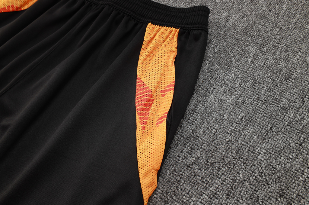 Manchester United Training Short sleeve Suit 24/25