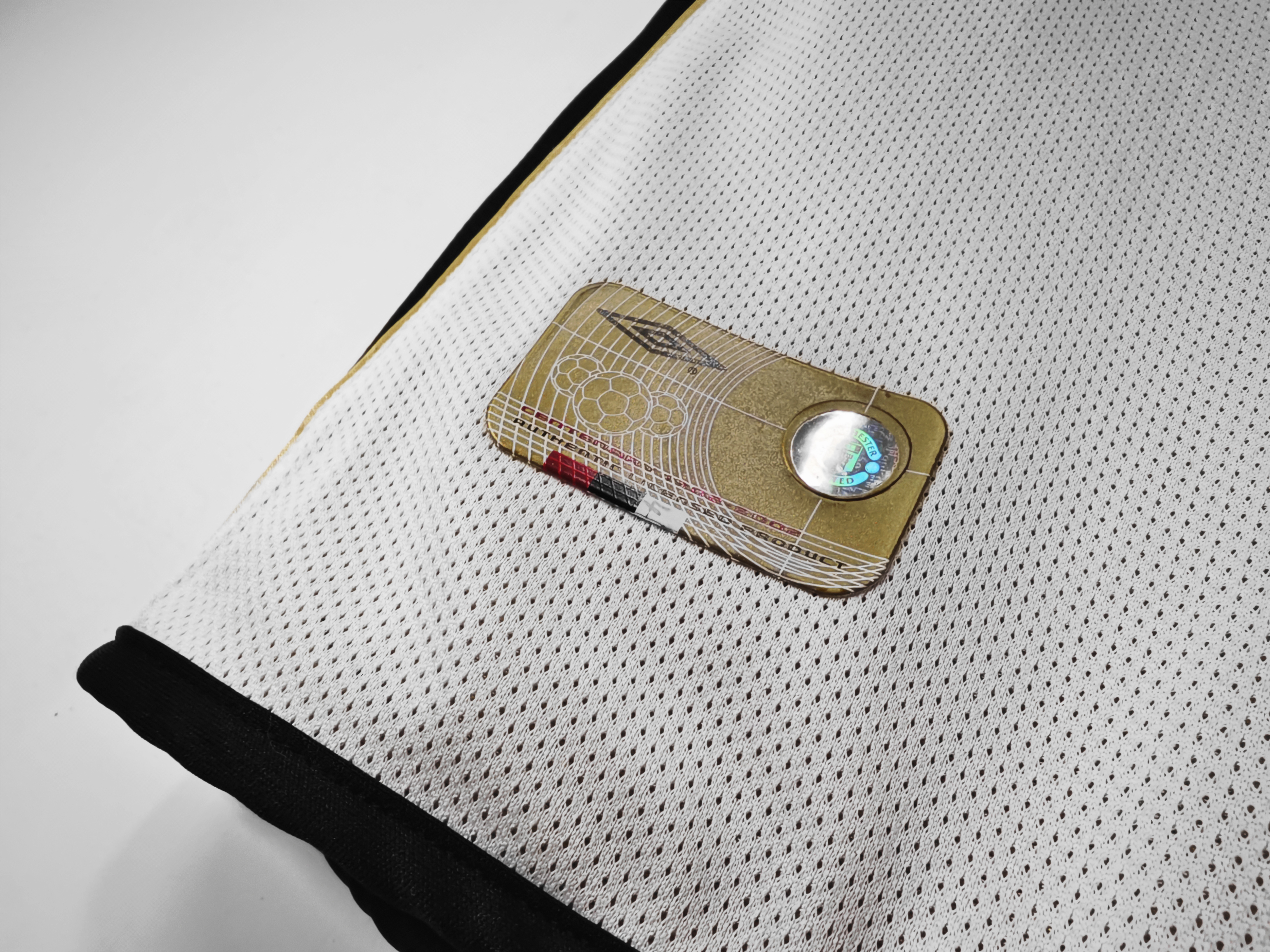 Manchester United 2001/02 Reversible Centenary Retro Jersey