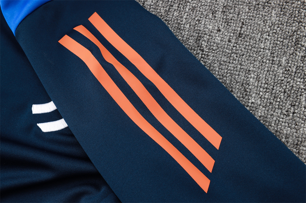 Juventus Training Jacket 24/25