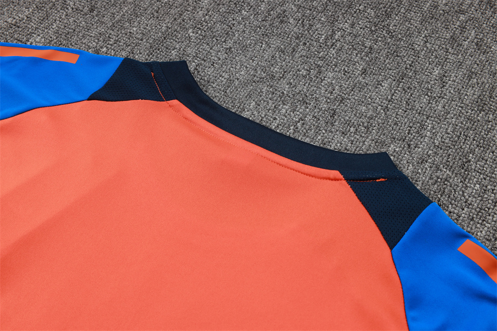 Juventus Training Short Sleeve Suit 24/25