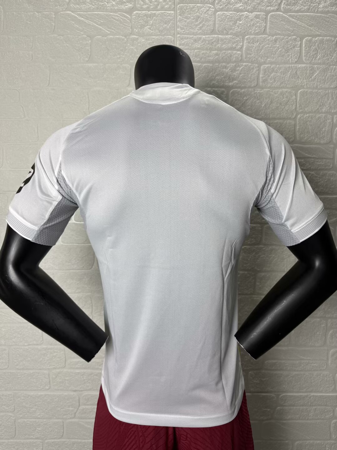 Real Madrid Home Player Jersey 25/26