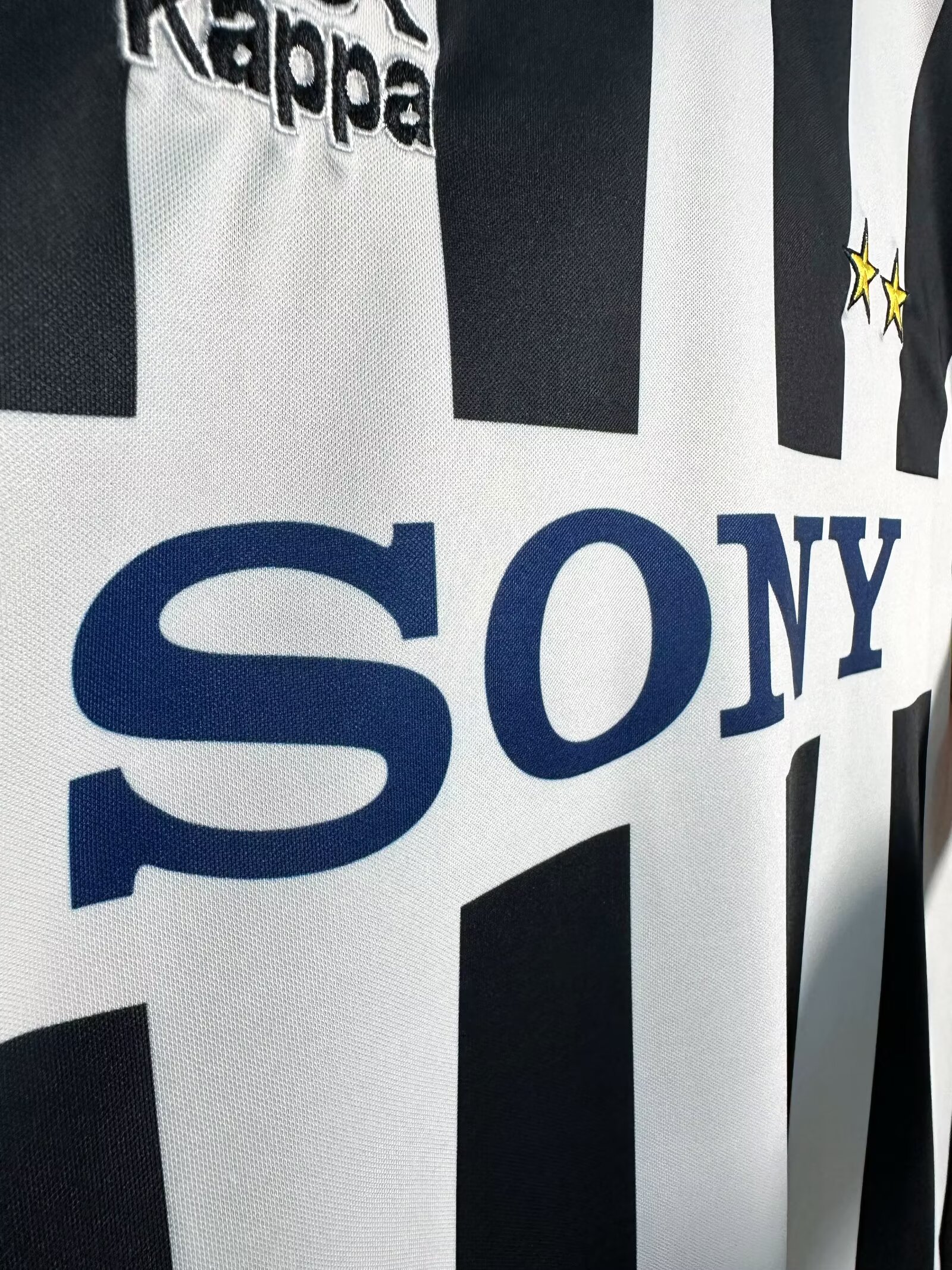 Juventus Home Retro Long Sleeve Jersey 95/97